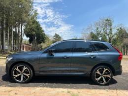 VOLVO - XC60 - 2021/2022 - Azul - R$ 264.990,00