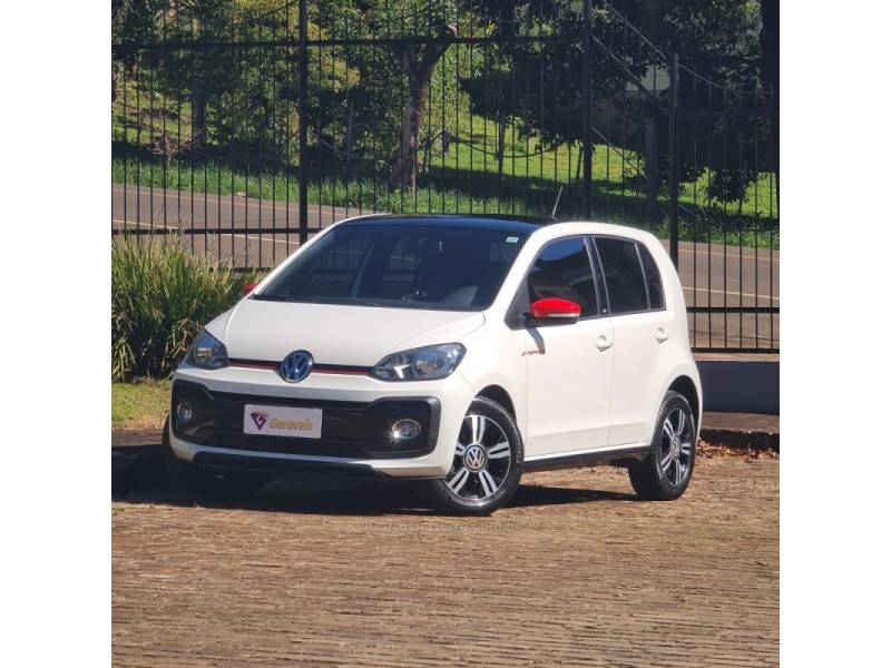 VOLKSWAGEN - UP - 2018/2019 - Branca - R$ 69.990,00