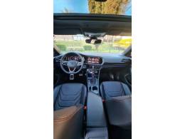 VOLKSWAGEN - JETTA - 2023/2023 - Azul - R$ 199.990,00