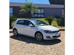 VOLKSWAGEN - GOLF - 2017/2017 - Branca - R$ 94.990,00