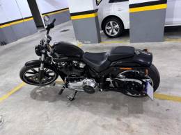 HARLEY-DAVIDSON - SOFTAIL - 2017/2018 - Preta - R$ 76.990,00