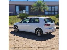 VOLKSWAGEN - GOLF - 2017/2017 - Branca - R$ 94.990,00