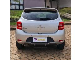 RENAULT - SANDERO - 2016/2017 - Prata - R$ 49.990,00