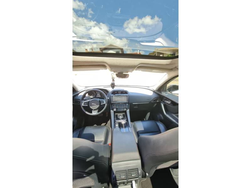 JAGUAR - F-PACE - 2019/2020 - Branca - R$ 189.990,00