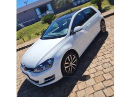 VOLKSWAGEN - GOLF - 2017/2017 - Branca - R$ 94.990,00