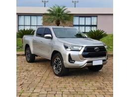 TOYOTA - HILUX - 2020/2021 - Prata - R$ 238.990,00