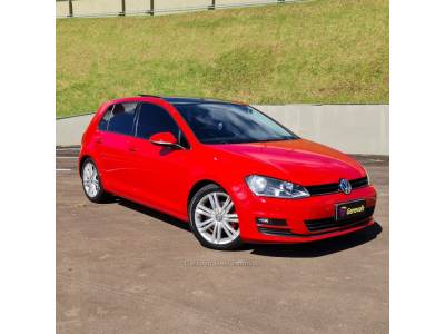 VOLKSWAGEN - GOLF - 2017/2017 - Vermelha - R$ 84.990,00