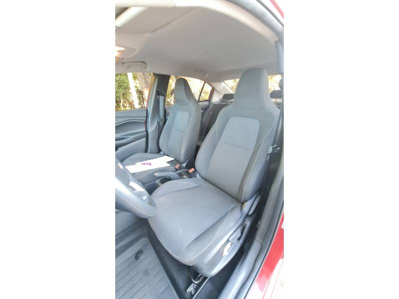 CHEVROLET - ONIX - 2023/2023 - Vermelha - R$ 74.990,00