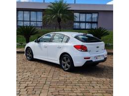 CHEVROLET - CRUZE - 2013/2014 - Branca - R$ 59.990,00