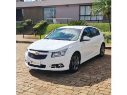 CHEVROLET - CRUZE - 2013/2014 - Branca - R$ 59.990,00