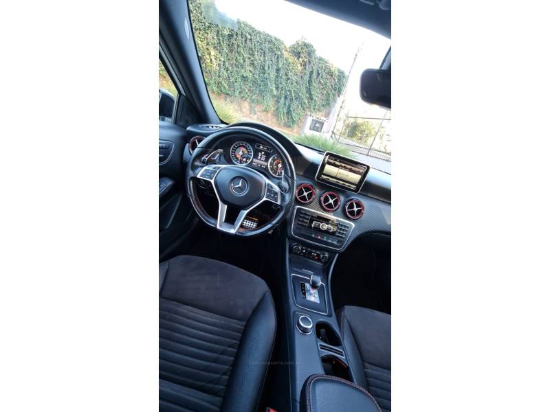 MERCEDES-BENZ - A 45 AMG - 2015/2015 - Branca - R$ 179.990,00