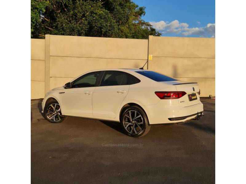 VOLKSWAGEN - VIRTUS - 2021/2022 - Branca - R$ 119.990,00
