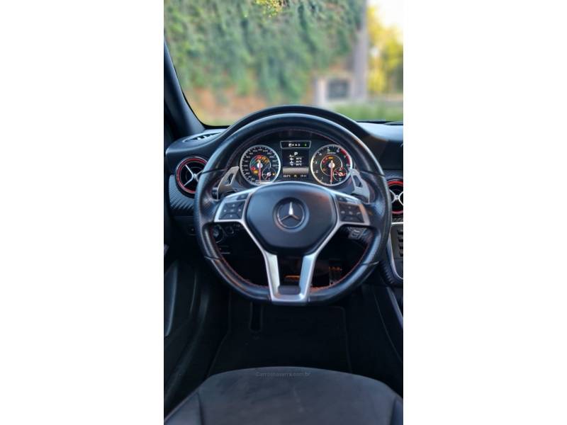 MERCEDES-BENZ - A 45 AMG - 2015/2015 - Branca - R$ 179.990,00
