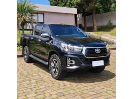 TOYOTA - HILUX - 2018/2019 - Preta - R$ 209.990,00