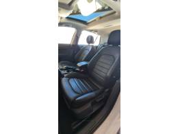 VOLKSWAGEN - GOLF - 2017/2017 - Branca - R$ 94.990,00