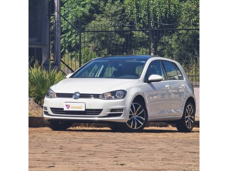 VOLKSWAGEN - GOLF - 2017/2017 - Branca - R$ 94.990,00