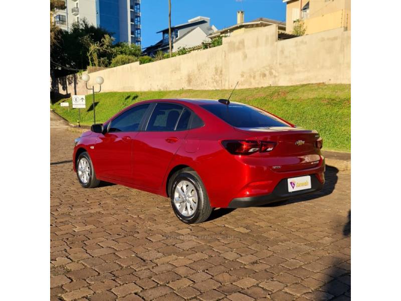 CHEVROLET - ONIX - 2023/2023 - Vermelha - R$ 74.990,00