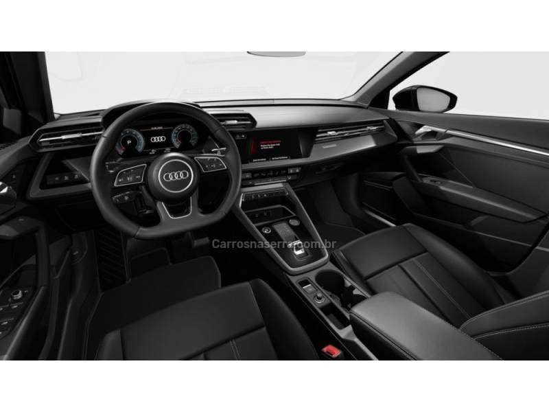 AUDI - A3 - 2023/2024 - Branca - R$ 249.990,00