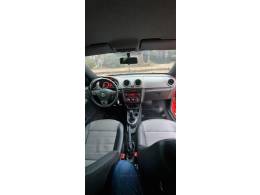 VOLKSWAGEN - SAVEIRO - 2015/2016 - Vermelha - R$ 74.990,00