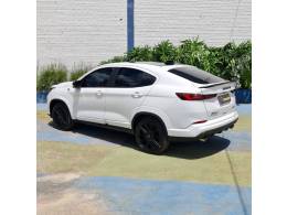 FIAT - FASTBACK - 2025/2026 - Branca - R$ 156.990,00