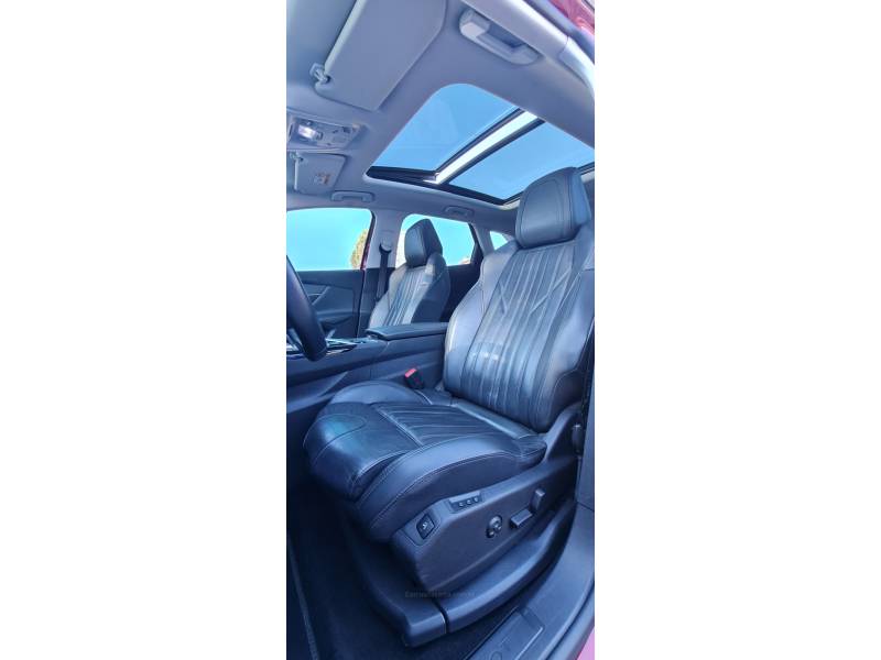 PEUGEOT - 3008 - 2019/2020 - Vermelha - R$ 119.990,00