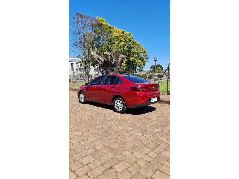 CHEVROLET - ONIX - 2023/2023 - Vermelha - R$ 74.990,00